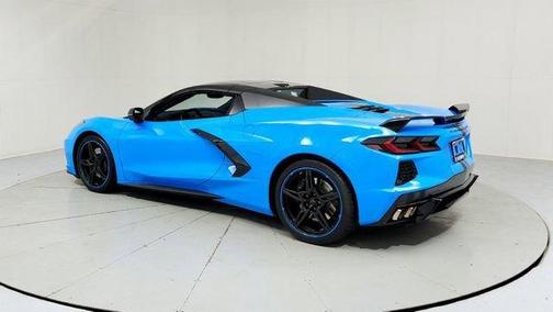 Rapid Blue 2022 Chevrolet Corvette Stingray w/3LT