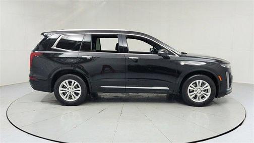 2022 Cadillac XT6 Luxury FWD