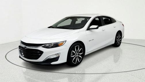 Summit White 2024 Chevrolet Malibu RS