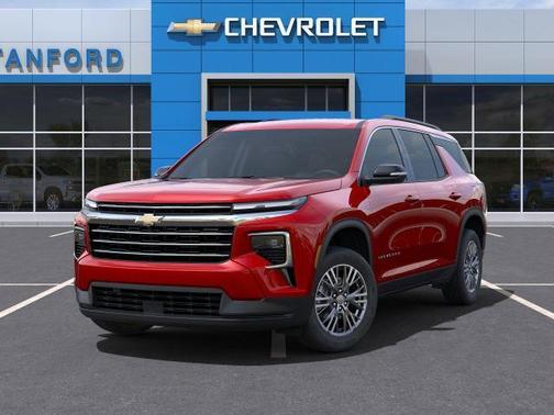 2025 Chevrolet Traverse LT