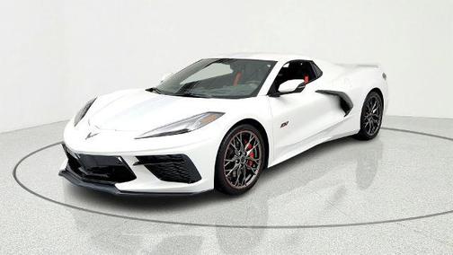 White Pearl Metallic 2023 Chevrolet Corvette Stingray w/3LT