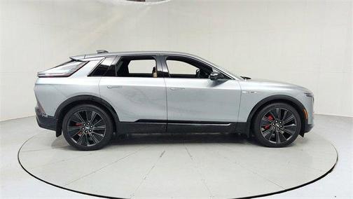 2024 Cadillac LYRIQ Sport