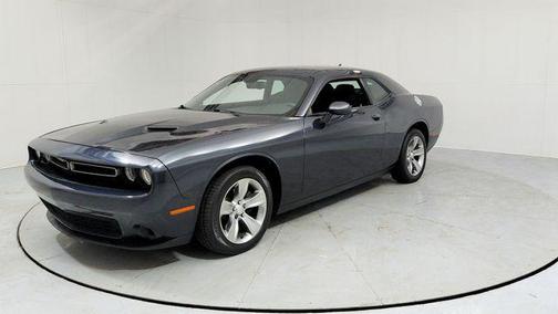 2017 Dodge Challenger SXT