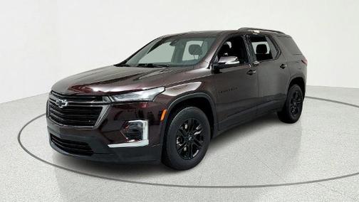 Black Cherry Metallic 2023 Chevrolet Traverse LT Cloth