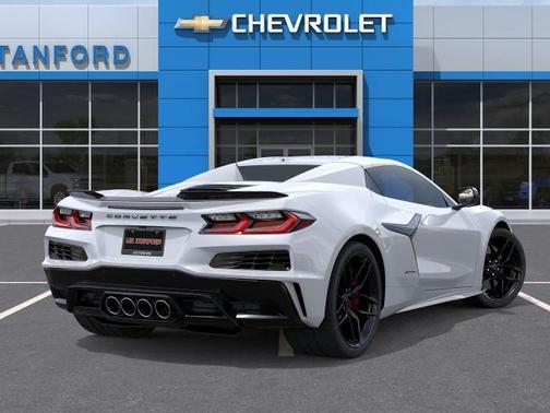 Arctic White 2026 Chevrolet Corvette Z06