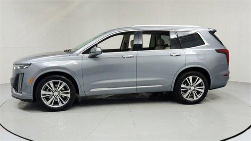 2022 Cadillac XT6 Premium Luxury FWD