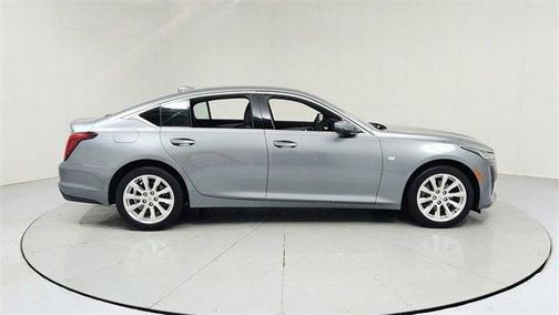 2022 Cadillac CT5 Luxury AWD