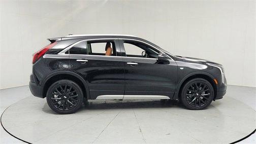 2022 Cadillac XT4 Premium Luxury