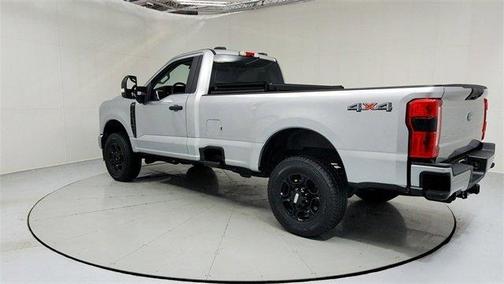 2023 Ford F-350 XL