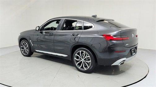 2023 BMW X4 xDrive30i