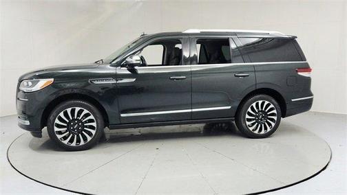 2023 Lincoln Navigator Black Label
