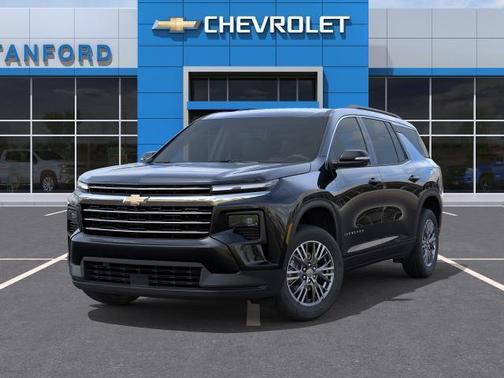 Mosaic Black Metallic 2026 Chevrolet Traverse LT