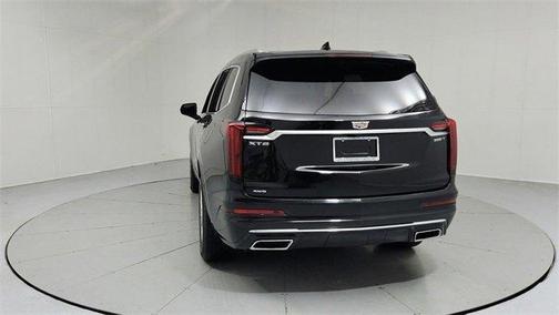 2025 Cadillac XT6 Luxury AWD