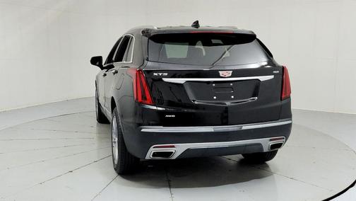 Black Metallic 2025 Cadillac XT5 Premium Luxury
