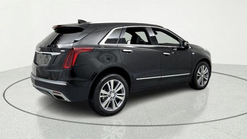 Black Metallic 2025 Cadillac XT5 Premium Luxury