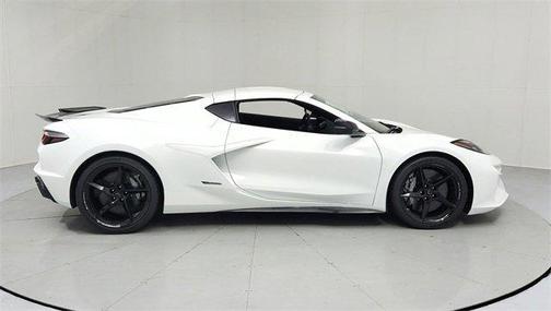 2025 Chevrolet Corvette E-Ray