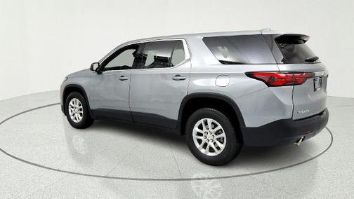 Sterling Gray Metallic 2023 Chevrolet Traverse LS