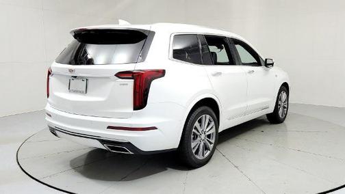 2025 Cadillac XT6 Premium Luxury AWD