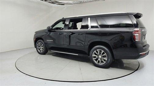 2023 Chevrolet Suburban LT