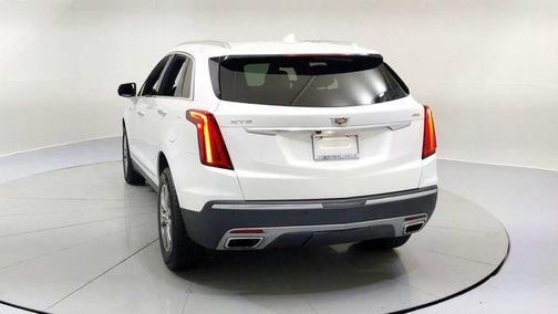 Crystal White 2021 Cadillac XT5 Premium Luxury