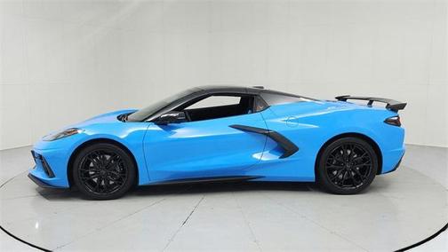 2025 Chevrolet Corvette Stingray w/2LT