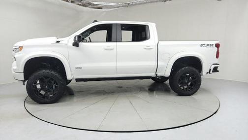 Summit White 2026 Chevrolet Silverado 1500 RST