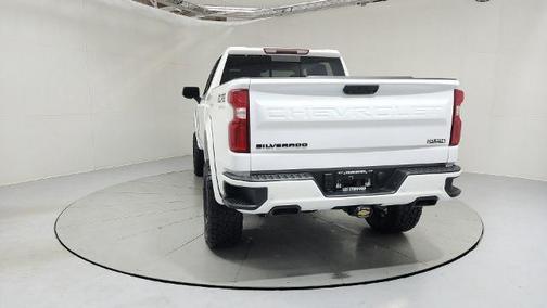 Summit White 2026 Chevrolet Silverado 1500 RST