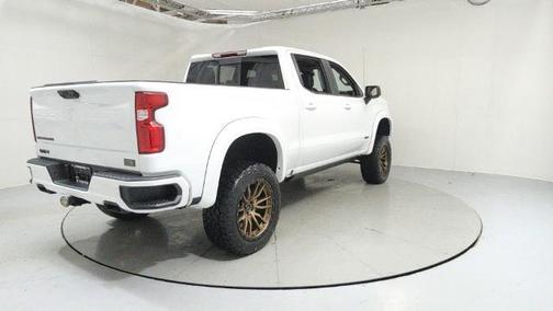 Summit White 2026 Chevrolet Silverado 1500 RST