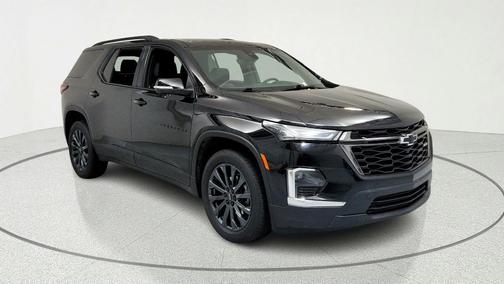 Black Metallic 2023 Chevrolet Traverse RS