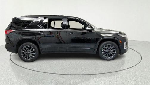 Black Metallic 2023 Chevrolet Traverse RS