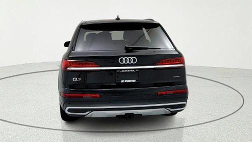Orca Black Metallic 2021 Audi Q7 55 Prestige