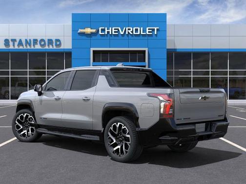 2025 Chevrolet Silverado EV RST