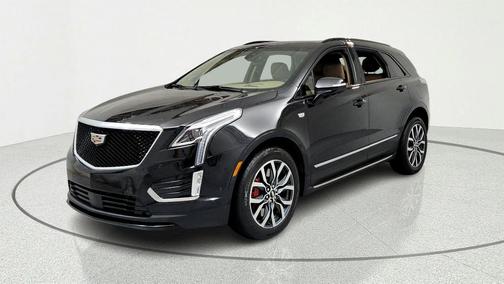 Black Metallic 2022 Cadillac XT5 Sport