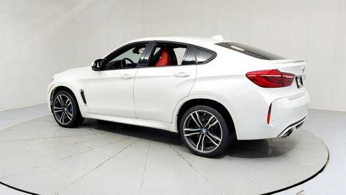 White Metallic 2018 BMW X6 M Base