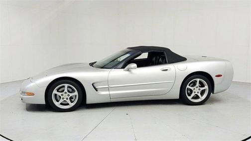 2004 Chevrolet Corvette Base