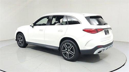 2025 Mercedes-Benz GLC 300 Base 4MATIC