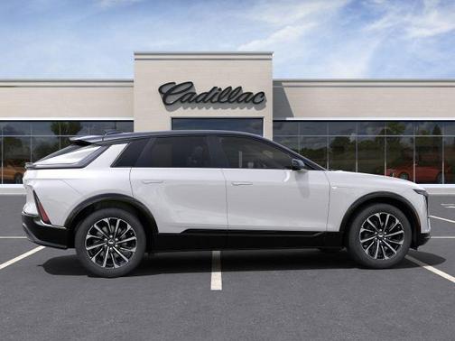 2025 Cadillac LYRIQ Sport