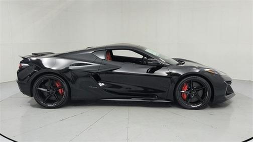 2025 Chevrolet Corvette E-Ray
