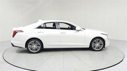 2023 Cadillac CT4 Premium Luxury