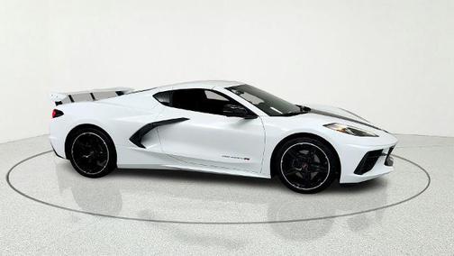 Arctic White 2024 Chevrolet Corvette Stingray w/2LT