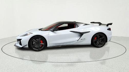 Ceramic White 2024 Chevrolet Corvette Z06