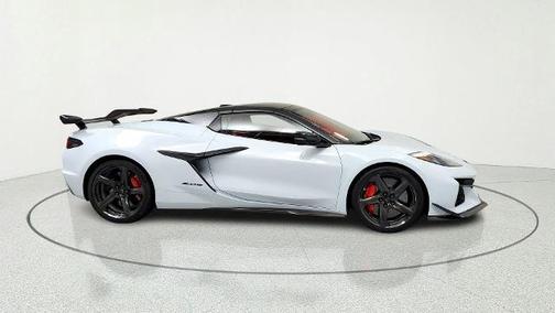 Ceramic White 2024 Chevrolet Corvette Z06