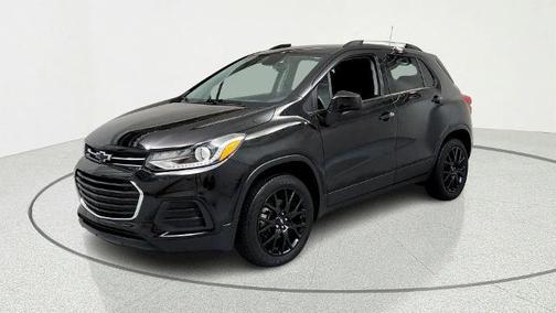 Black Metallic 2022 Chevrolet Trax LT