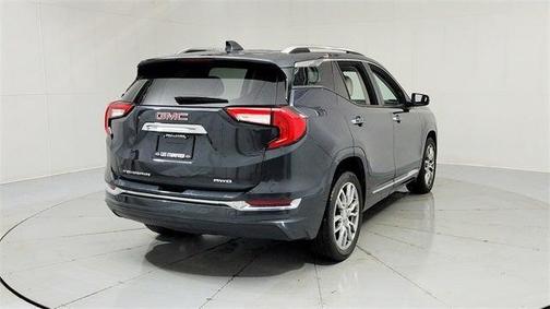 2022 GMC Terrain Denali
