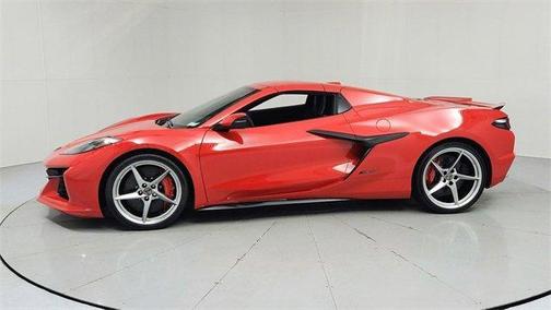 2025 Chevrolet Corvette E-Ray