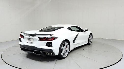 Arctic White 2026 Chevrolet Corvette Stingray w/2LT