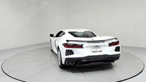 Arctic White 2026 Chevrolet Corvette Stingray w/2LT