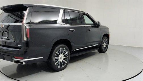 2022 Cadillac Escalade Luxury