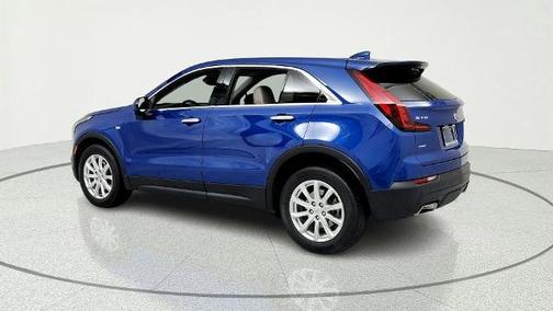 Wave Metallic 2023 Cadillac XT4 Luxury