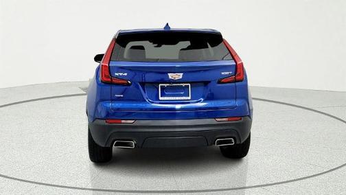 Wave Metallic 2023 Cadillac XT4 Luxury